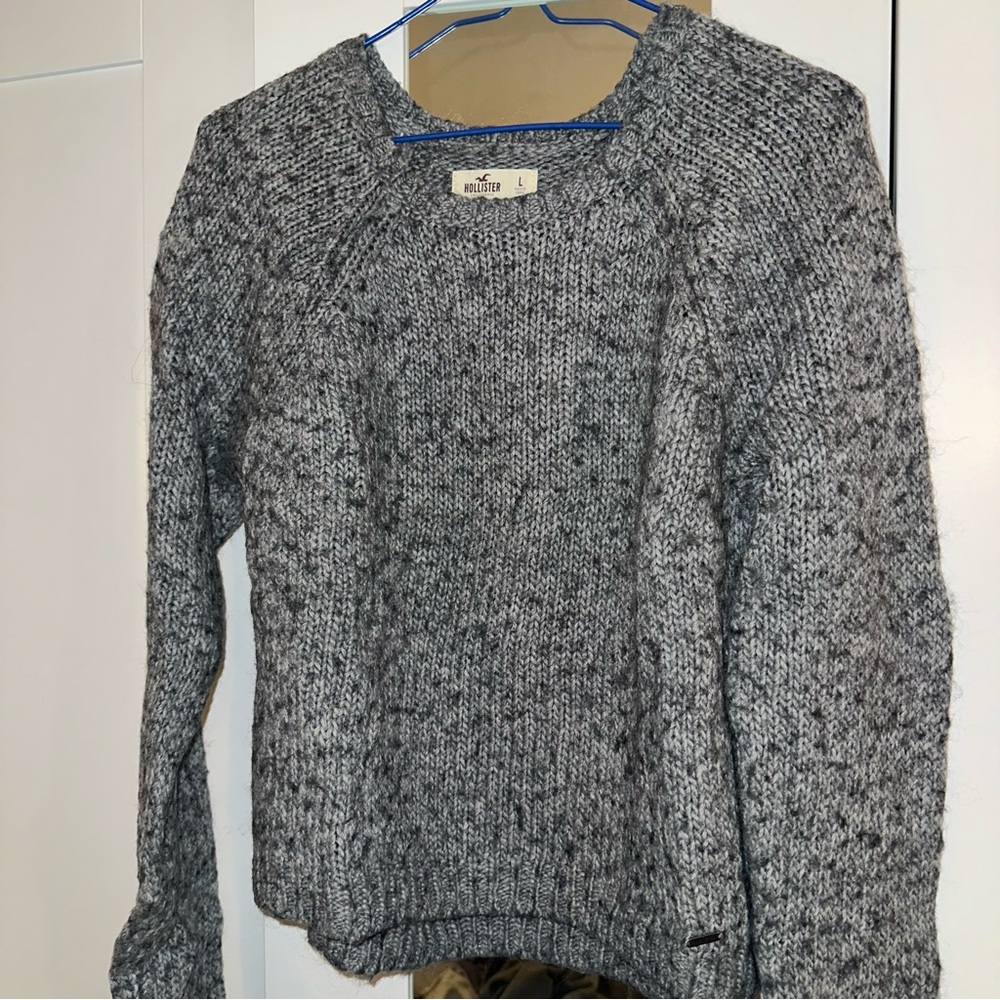 hollister knit sweater